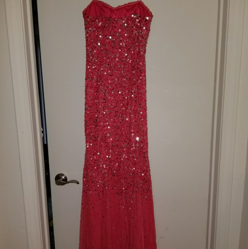 Cache Long Dress - Picture 2 of 4